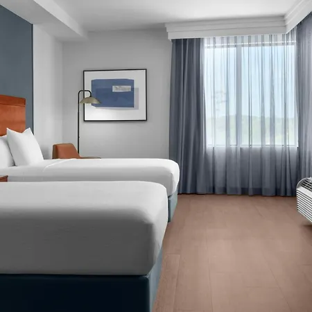 Courtyard By Marriott Houston Kingwood Hotel Kinwood Exterior photo