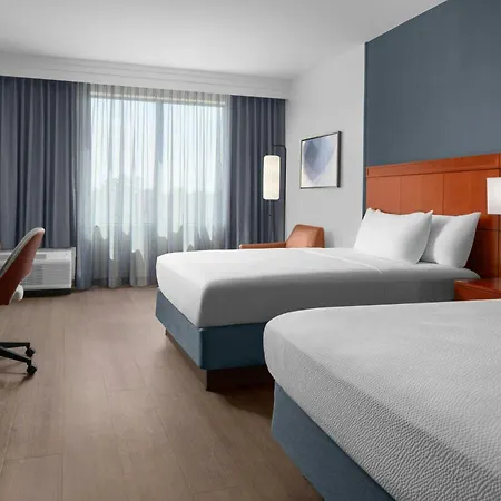 Courtyard By Marriott Houston Kingwood Hotel Kinwood Exterior photo